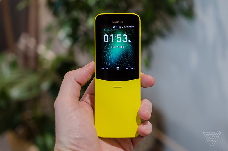 Nokia 8110: Điện thoại trượt hình quả chuối với chip Qualcomm, dịch vụ Google